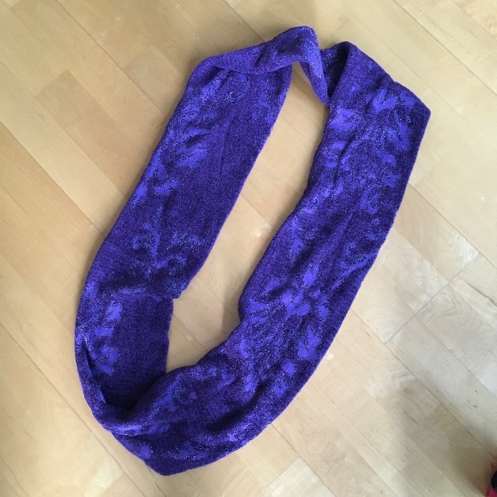 Purple + Silver Metallic Fleur de Lis Floral Infinity Scarf - Picture 14 of 14